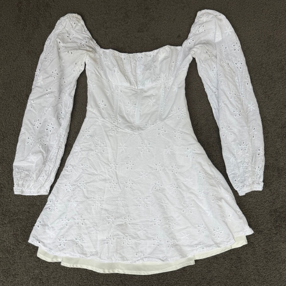 Princess Polly White Eyelet Mini Dress Long Sleeve Square Neck Corset Style Sz 4